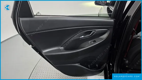 HYUNDAI I30 1.6 TURBO