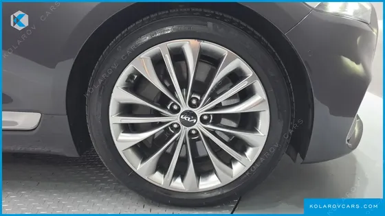 KIA K9 3.3 T-GDI AWD