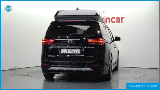 KIA CARNIVAL 7-SEATER HI-LIMOUSINE