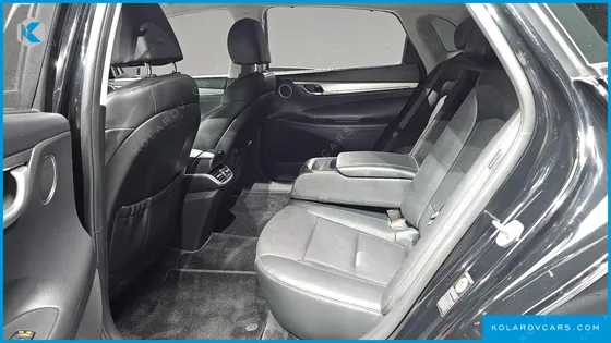HYUNDAI GRANDEUR LE BLANC