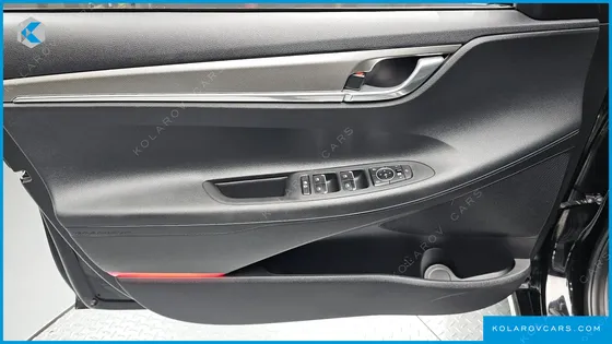 HYUNDAI GRANDEUR LE BLANC