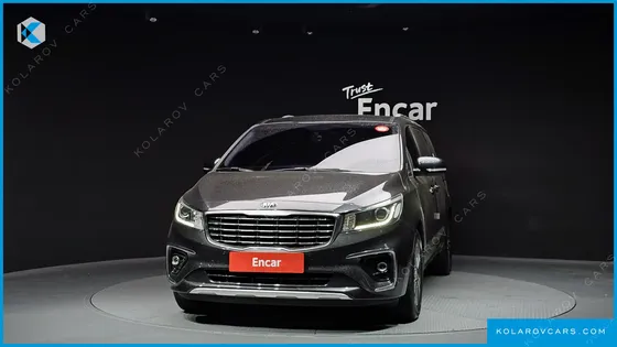 KIA CARNIVAL 9-SEATER LUXURY