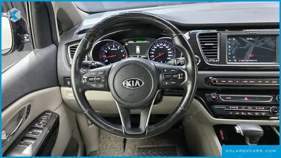 KIA CARNIVAL GASOLINE 9-SEATER NOBLESSE SPECIAL