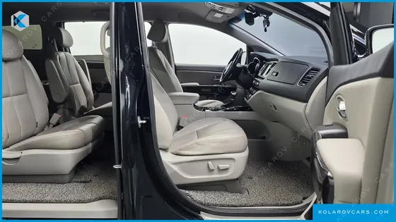KIA CARNIVAL GASOLINE 9-SEATER NOBLESSE SPECIAL