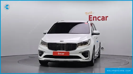 KIA CARNIVAL 9-SEATER NOBLESSE