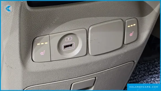 KIA CARNIVAL 9-SEATER NOBLESSE
