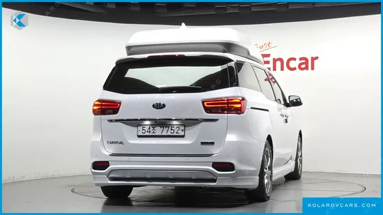KIA CARNIVAL 9-SEATER HI-LIMOUSINE