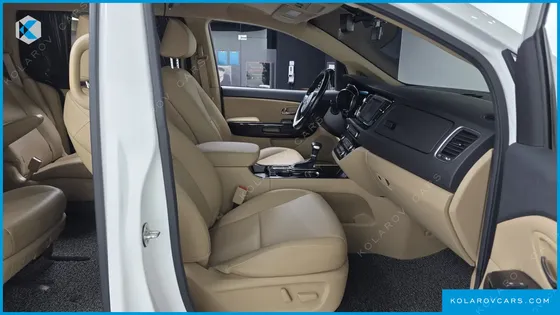 KIA CARNIVAL 9-SEATER HI-LIMOUSINE