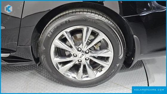 KIA CARNIVAL 9-SEATER NOBLESSE SPECIAL
