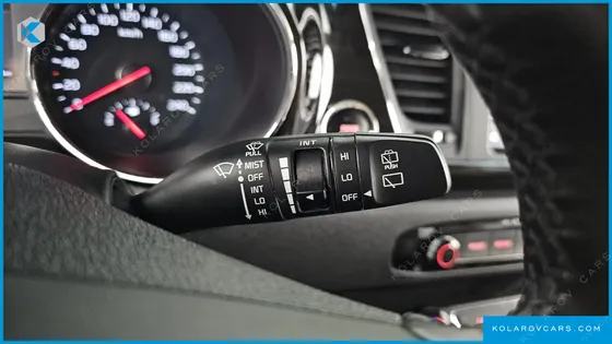KIA CARNIVAL 9-SEATER NOBLESSE SPECIAL