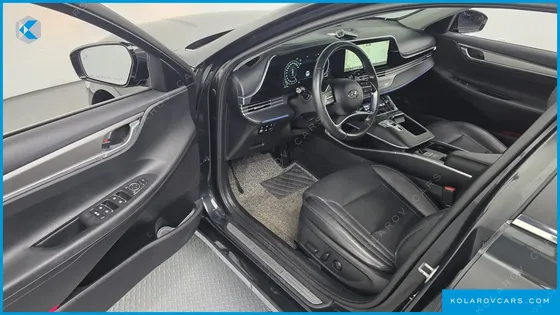 HYUNDAI GRANDEUR LE BLANC