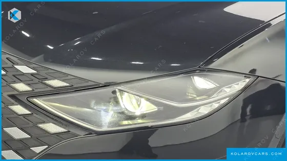 HYUNDAI GRANDEUR LE BLANC