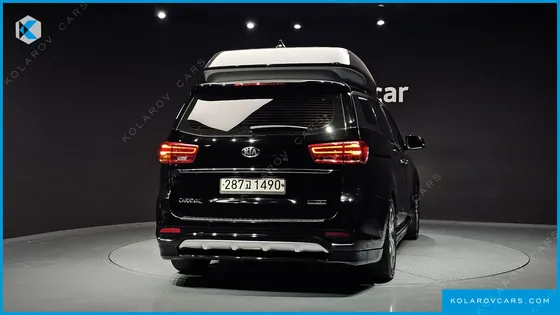 KIA CARNIVAL 9-SEATER HI-LIMOUSINE