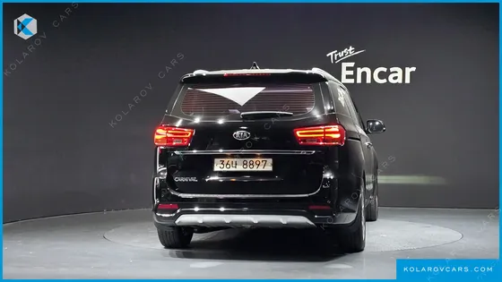 KIA CARNIVAL GASOLINE 9-SEATER NOBLESSE SPECIAL