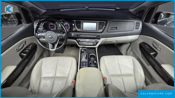 KIA CARNIVAL GASOLINE 9-SEATER NOBLESSE SPECIAL