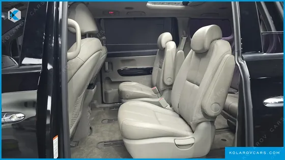 KIA CARNIVAL GASOLINE 9-SEATER NOBLESSE SPECIAL