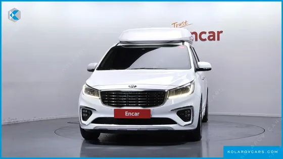 KIA CARNIVAL GASOLINE 9-SEATER HI-LIMOUSINE