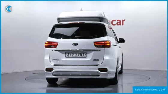 KIA CARNIVAL GASOLINE 9-SEATER HI-LIMOUSINE