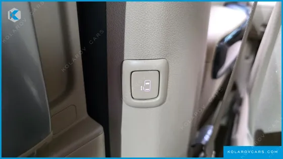 KIA CARNIVAL GASOLINE 9-SEATER HI-LIMOUSINE