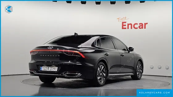 HYUNDAI GRANDEUR PREMIUM CHOICE
