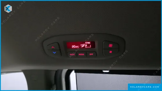 KIA CARNIVAL GASOLINE 7-SEATER LIMOUSINE