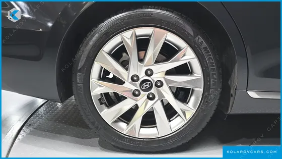 HYUNDAI GRANDEUR CALLIGRAPHY