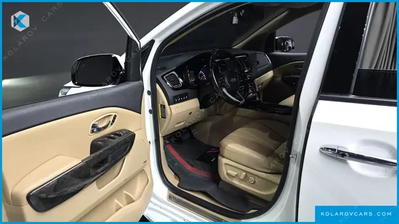 KIA CARNIVAL 9-SEATER HI-LIMOUSINE