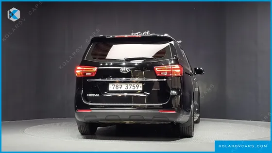 KIA CARNIVAL 11-SEATER PRESTIGE