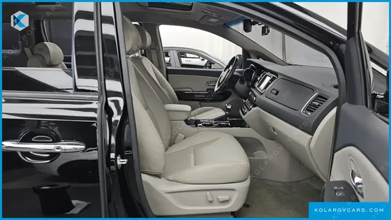 KIA CARNIVAL 11-SEATER PRESTIGE