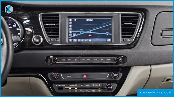 KIA CARNIVAL 11-SEATER PRESTIGE