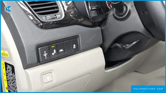 KIA CARNIVAL 11-SEATER PRESTIGE