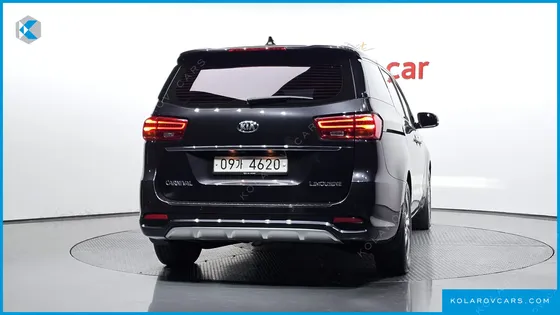 KIA CARNIVAL 7-SEATER LIMOUSINE