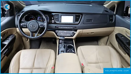 KIA CARNIVAL 9-SEATER NOBLESSE SPECIAL