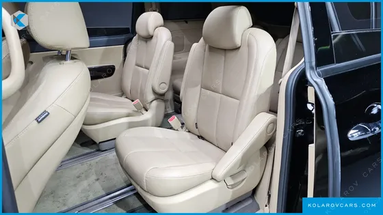 KIA CARNIVAL 9-SEATER NOBLESSE SPECIAL
