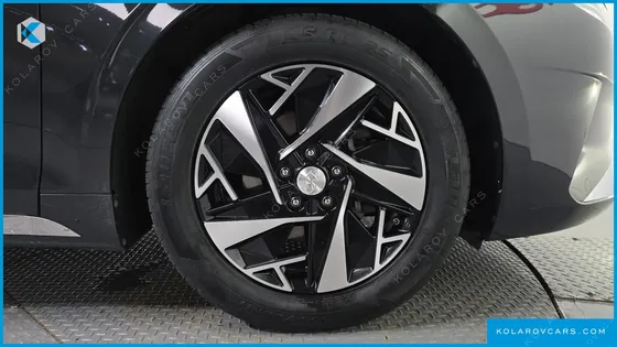 HYUNDAI GRANDEUR LE BLANC