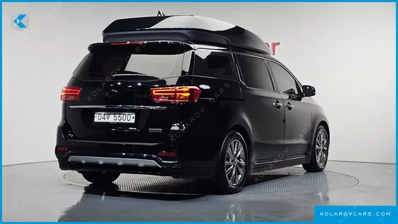 KIA CARNIVAL 9-SEATER HI-LIMOUSINE