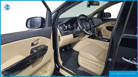 KIA CARNIVAL 9-SEATER HI-LIMOUSINE