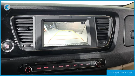KIA CARNIVAL 9-SEATER HI-LIMOUSINE