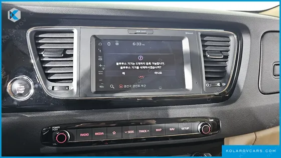 KIA CARNIVAL 9-SEATER HI-LIMOUSINE