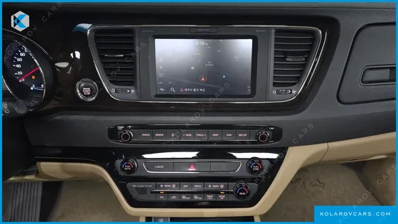 KIA CARNIVAL 9-SEATER NOBLESSE SPECIAL