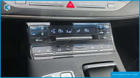 HYUNDAI GRANDEUR EXCLUSIVE