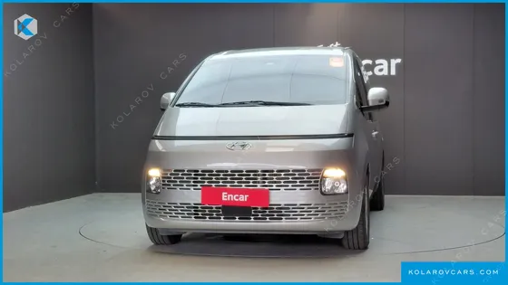 HYUNDAI STARIA TOURER 11-SEATER