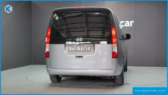 HYUNDAI STARIA TOURER 11-SEATER
