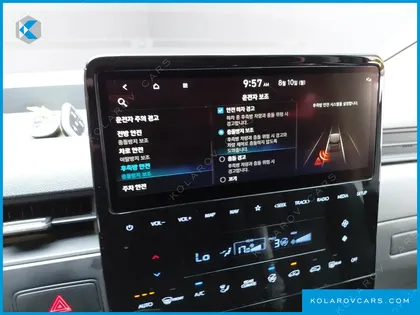 HYUNDAI STARIA TOURER 11-SEATER
