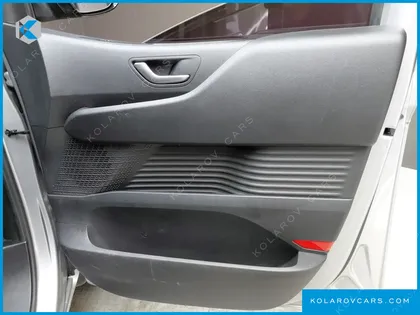 HYUNDAI STARIA TOURER 11-SEATER