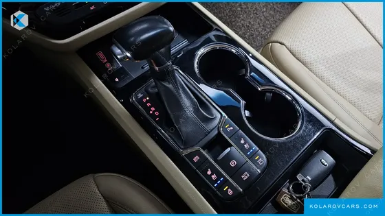 KIA CARNIVAL 9-SEATER NOBLESSE SPECIAL