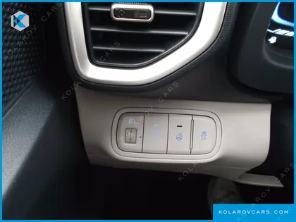 HYUNDAI VENUE 1,6 PREMIUM