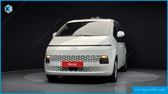 HYUNDAI STARIA TOURER 11-SEATER