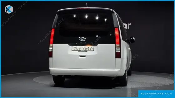 HYUNDAI STARIA TOURER 11-SEATER