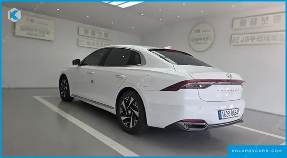 HYUNDAI GRANDEUR LE BLANC